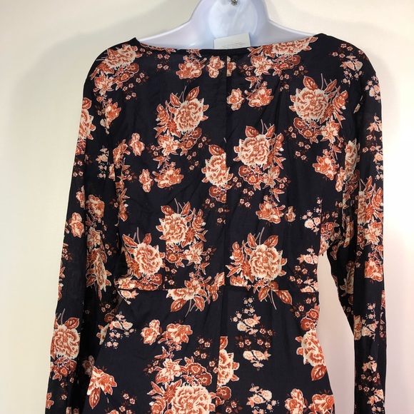 ⬇️2️⃣0️⃣Floral Lace Up Mini Dress - Picture 5 of 7